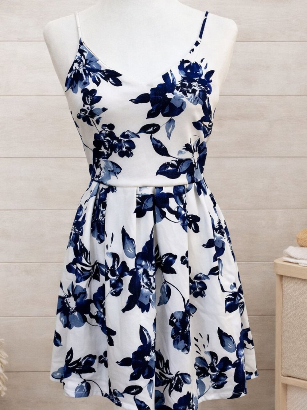 Monteau Blue White Floral Dress Spaghetti Strap Cottagecore Romantic Barbiecore